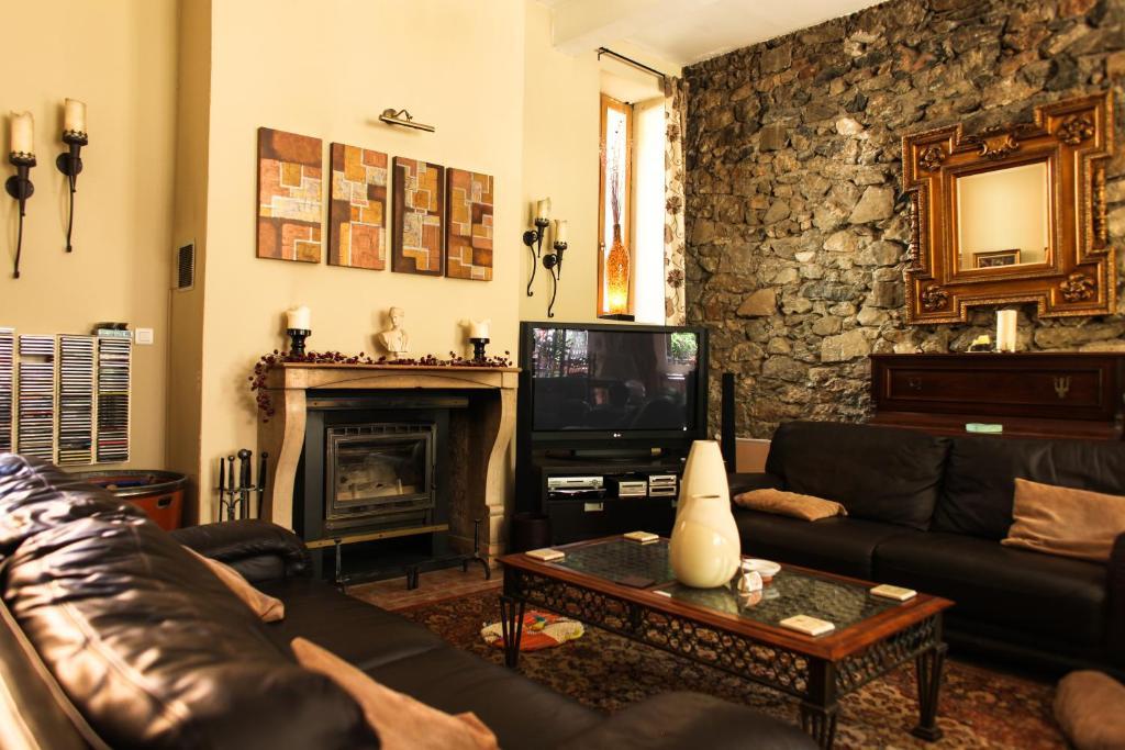 Bed and Breakfast Aux Quatre Saisons Axat Экстерьер фото